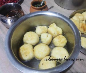cool-dahi-bhalle-recipe