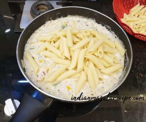 how-to-make-tasty-white-sauce-pasta-at-home