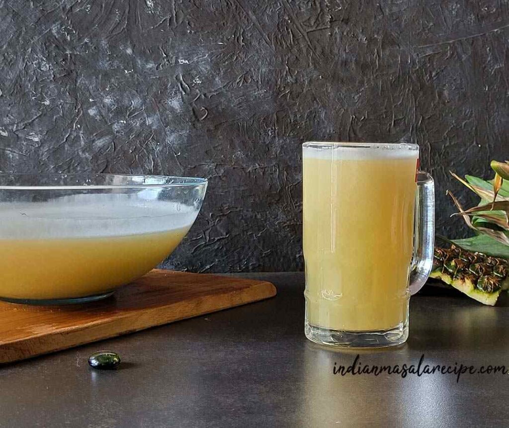 pineapple-juice-at-home